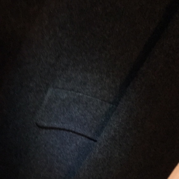 Stunning charcoal gray overcoat Wool Quality - Picture 4 of 7